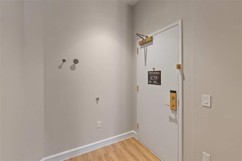 For Sale: $669,999 (2 beds, 2 baths, 1500 Square Feet)