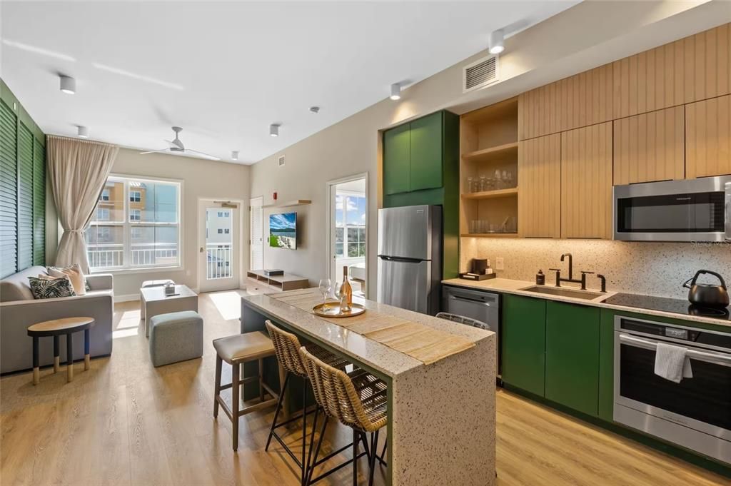 For Sale: $669,999 (2 beds, 2 baths, 1500 Square Feet)