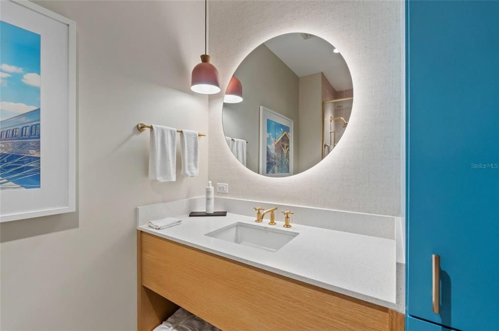 For Sale: $669,999 (2 beds, 2 baths, 1500 Square Feet)