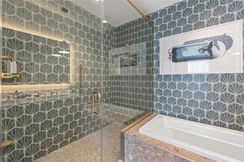 For Sale: $669,999 (2 beds, 2 baths, 1500 Square Feet)
