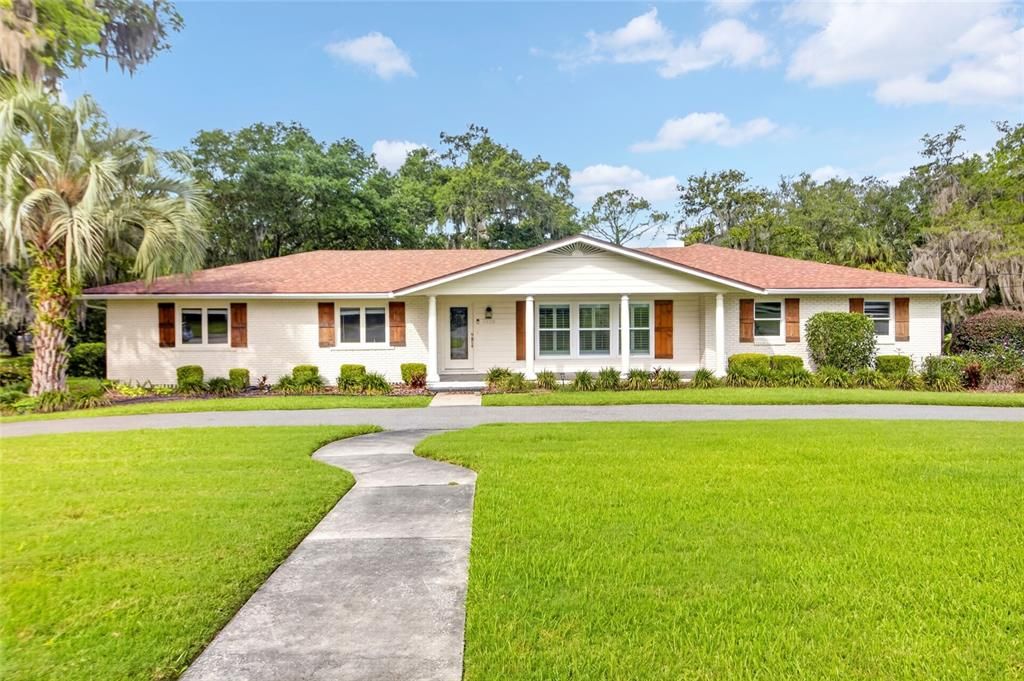 For Sale: $672,500 (5 beds, 3 baths, 3787 Square Feet)