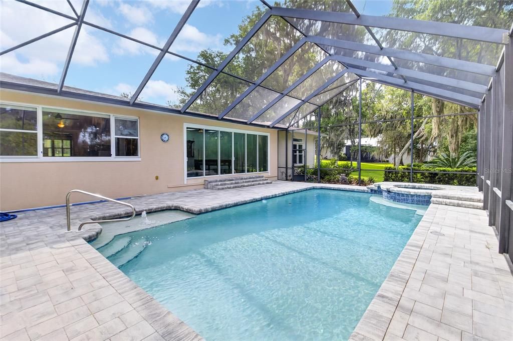 For Sale: $672,500 (5 beds, 3 baths, 3787 Square Feet)