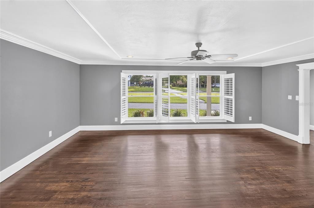 For Sale: $672,500 (5 beds, 3 baths, 3787 Square Feet)