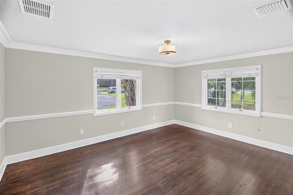 For Sale: $672,500 (5 beds, 3 baths, 3787 Square Feet)