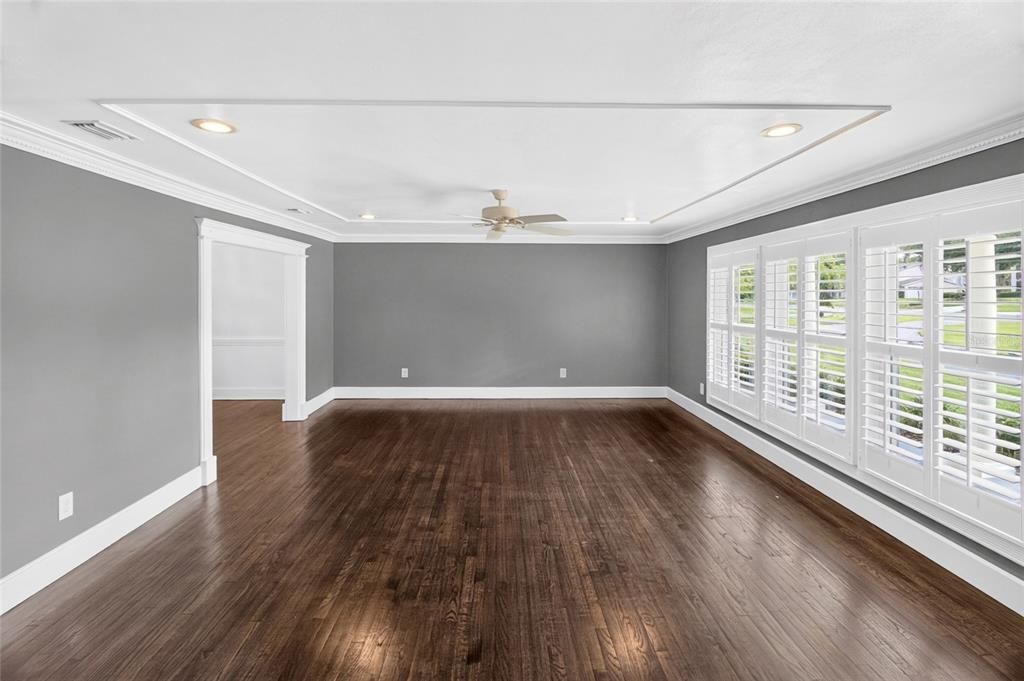 For Sale: $672,500 (5 beds, 3 baths, 3787 Square Feet)