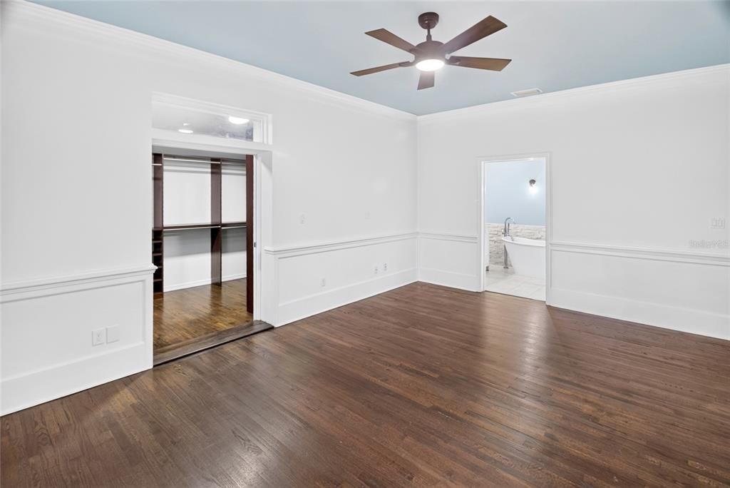 For Sale: $672,500 (5 beds, 3 baths, 3787 Square Feet)