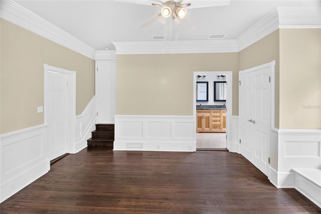 For Sale: $672,500 (5 beds, 3 baths, 3787 Square Feet)