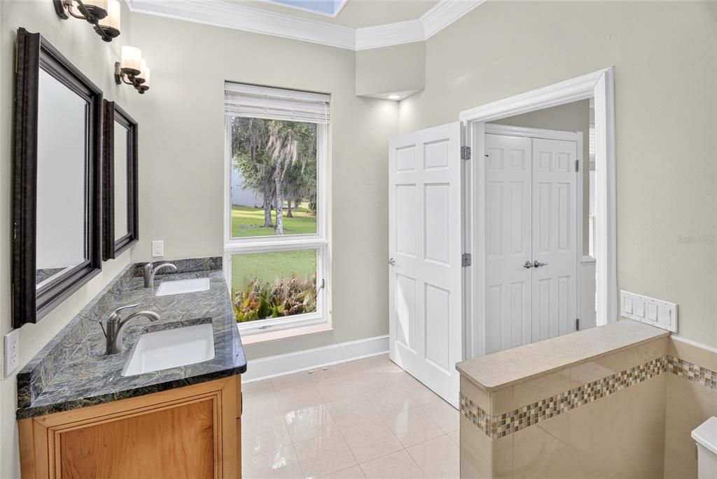 For Sale: $672,500 (5 beds, 3 baths, 3787 Square Feet)