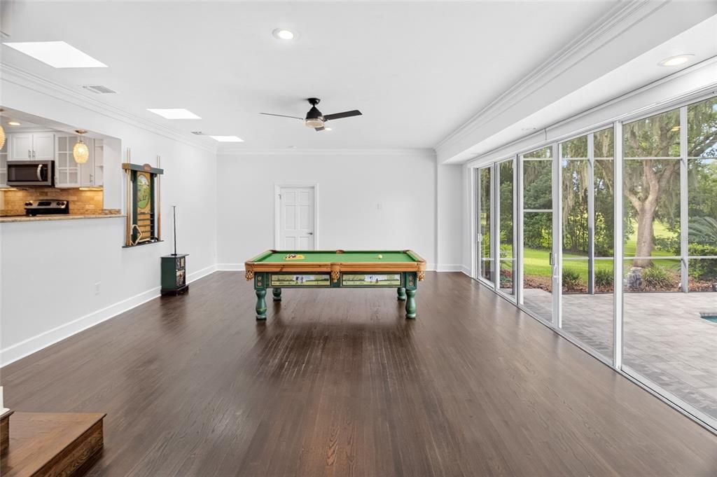 For Sale: $672,500 (5 beds, 3 baths, 3787 Square Feet)
