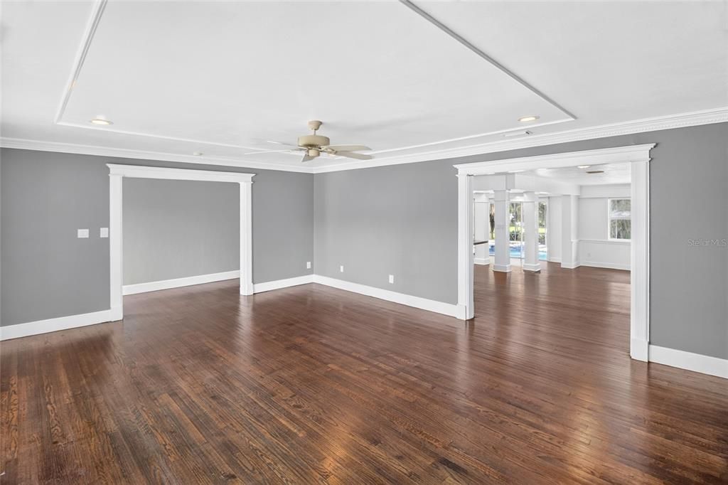 For Sale: $672,500 (5 beds, 3 baths, 3787 Square Feet)