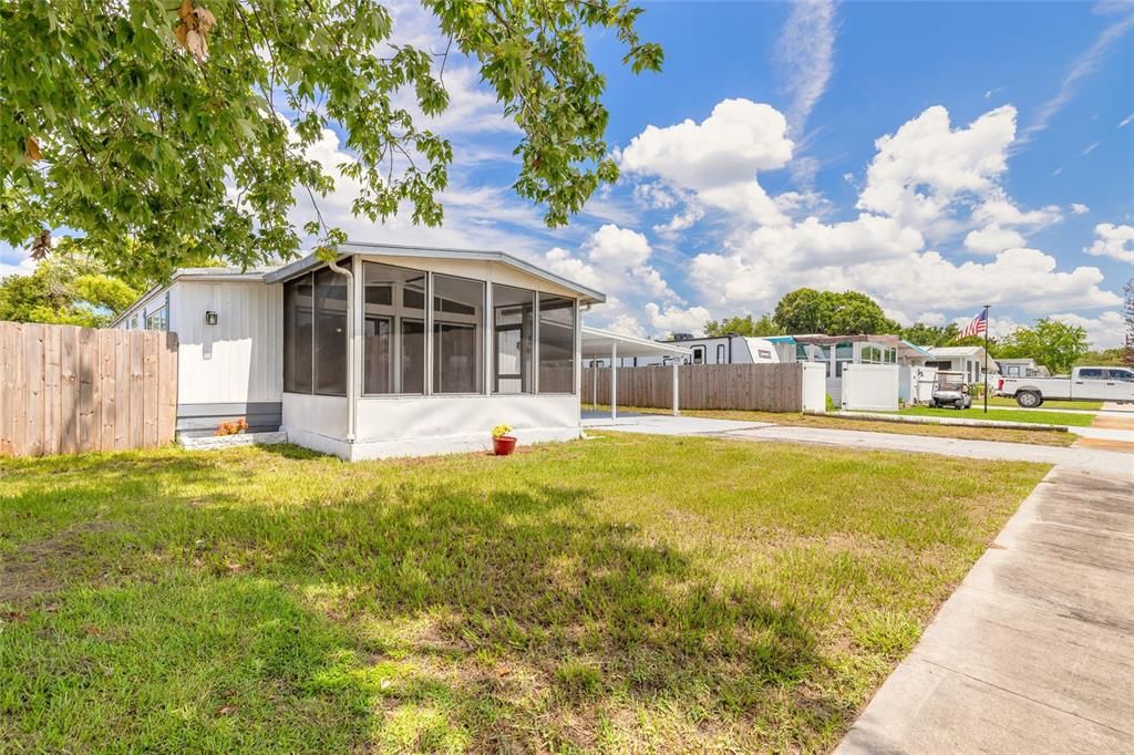 For Sale: $195,000 (2 beds, 2 baths, 1152 Square Feet)