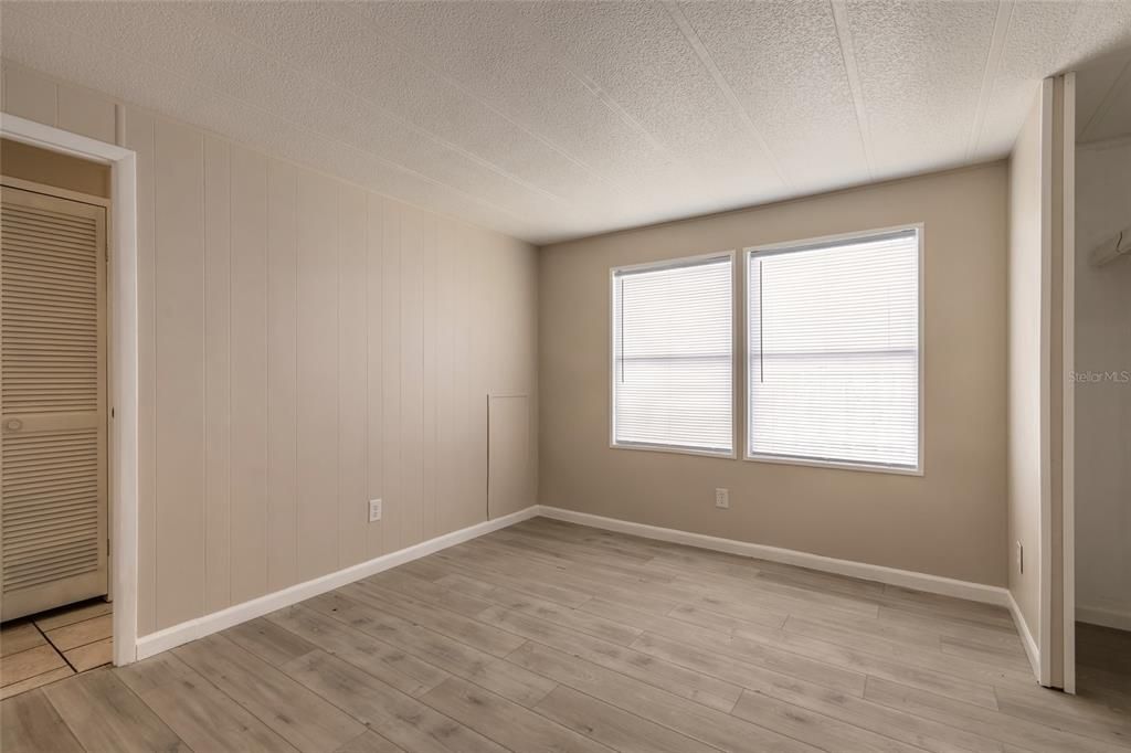 For Sale: $195,000 (2 beds, 2 baths, 1152 Square Feet)