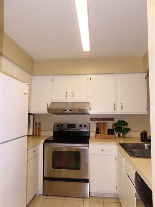 En Renta: $1,650 (3 camas, 2 baños, 1321 Pies cuadrados)