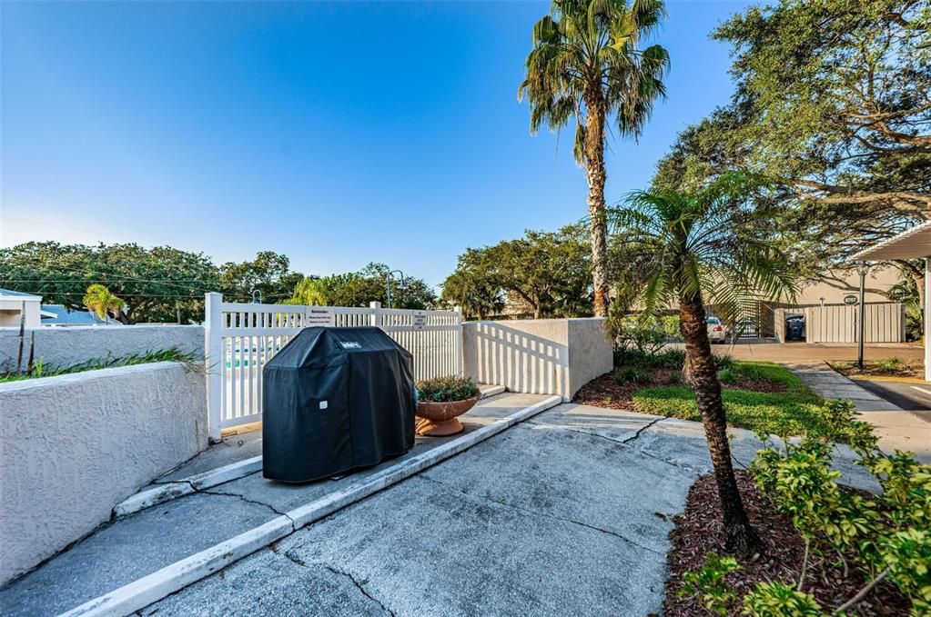 For Rent: $2,250 (2 beds, 2 baths, 1040 Square Feet)