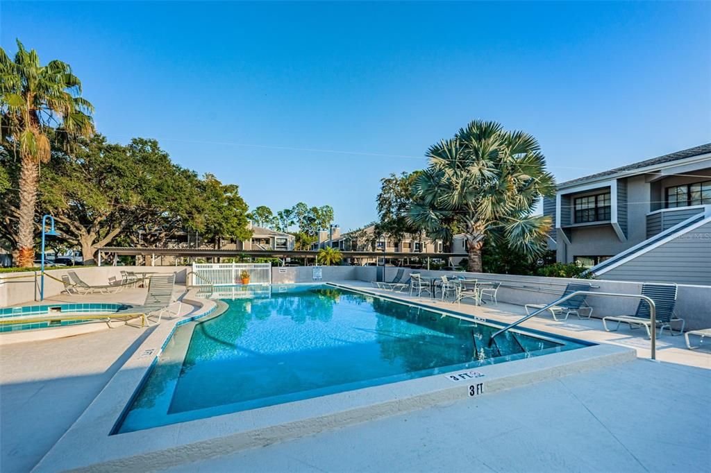 For Rent: $2,250 (2 beds, 2 baths, 1040 Square Feet)