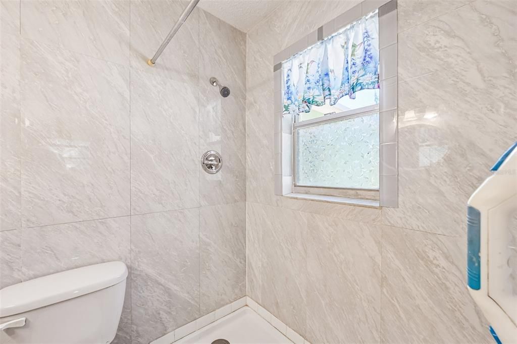 : $320,000 (2 спален, 2 ванн, 1300 Квадратных фут)