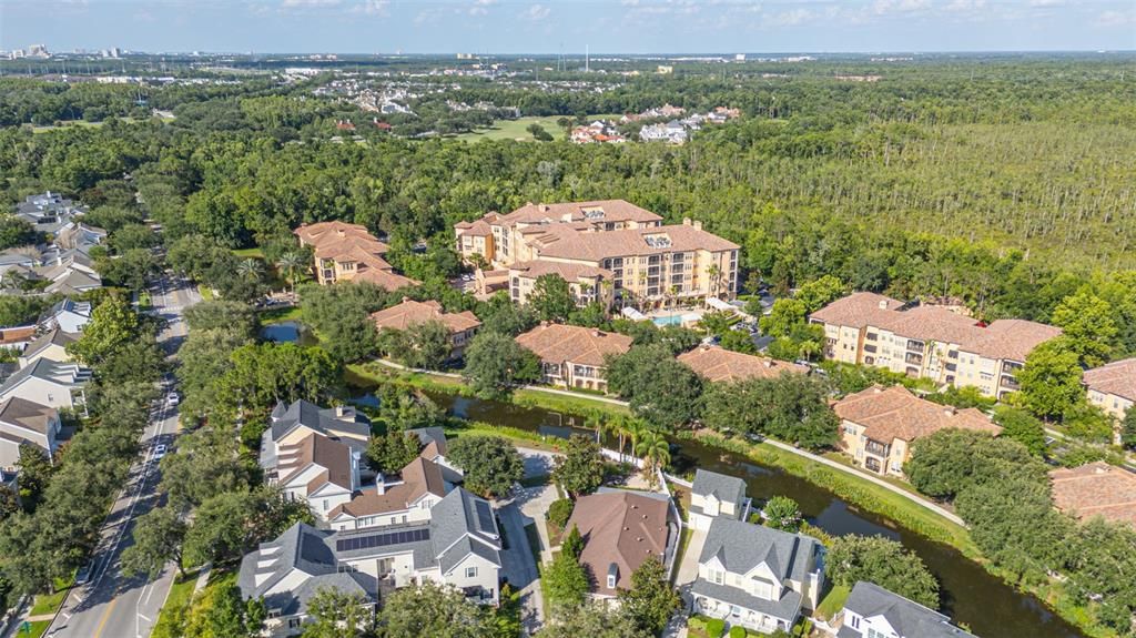 Под контрактом: $600,000 (2 спален, 2 ванн, 1678 Квадратных фут)