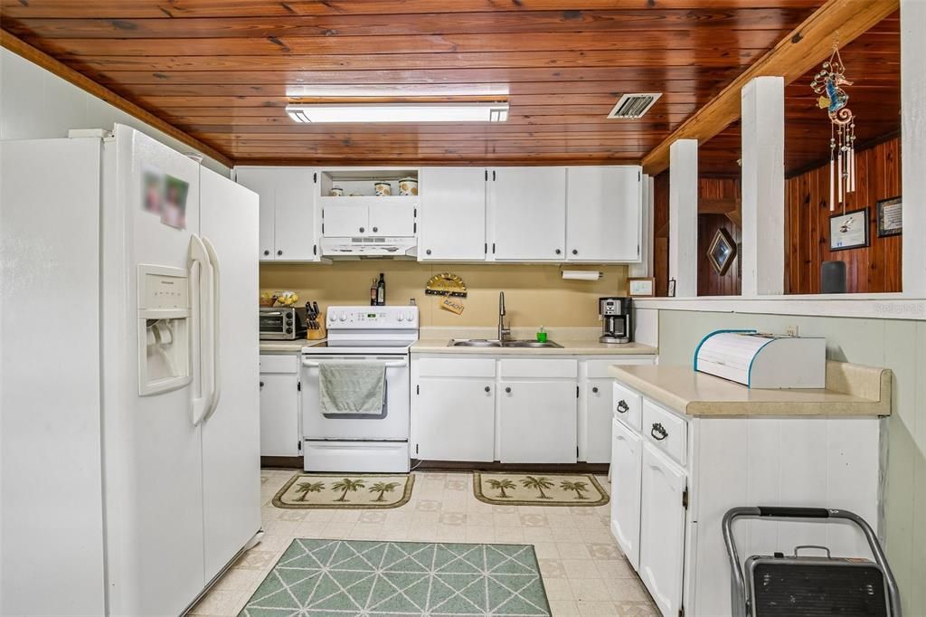 En Venta: $300,000 (3 camas, 1 baños, 1096 Pies cuadrados)