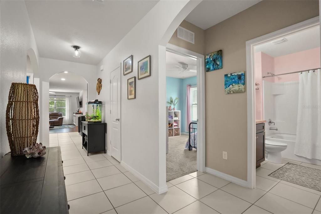 For Sale: $345,000 (4 beds, 2 baths, 1830 Square Feet)