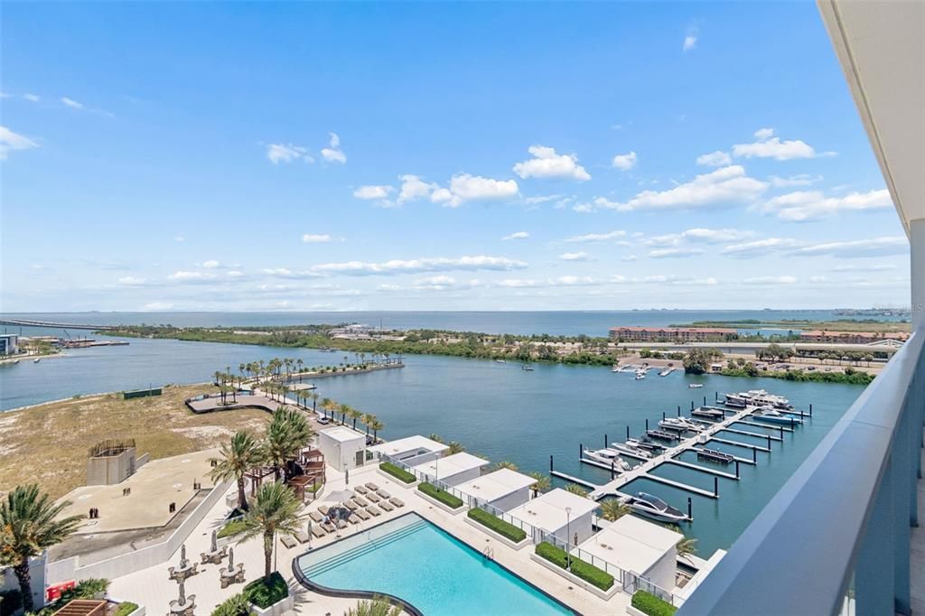 For Sale: $2,200,000 (4 beds, 3 baths, 3036 Square Feet)