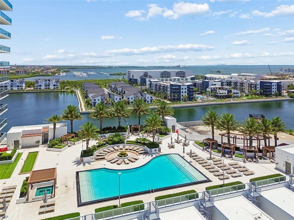 For Sale: $2,200,000 (4 beds, 3 baths, 3036 Square Feet)
