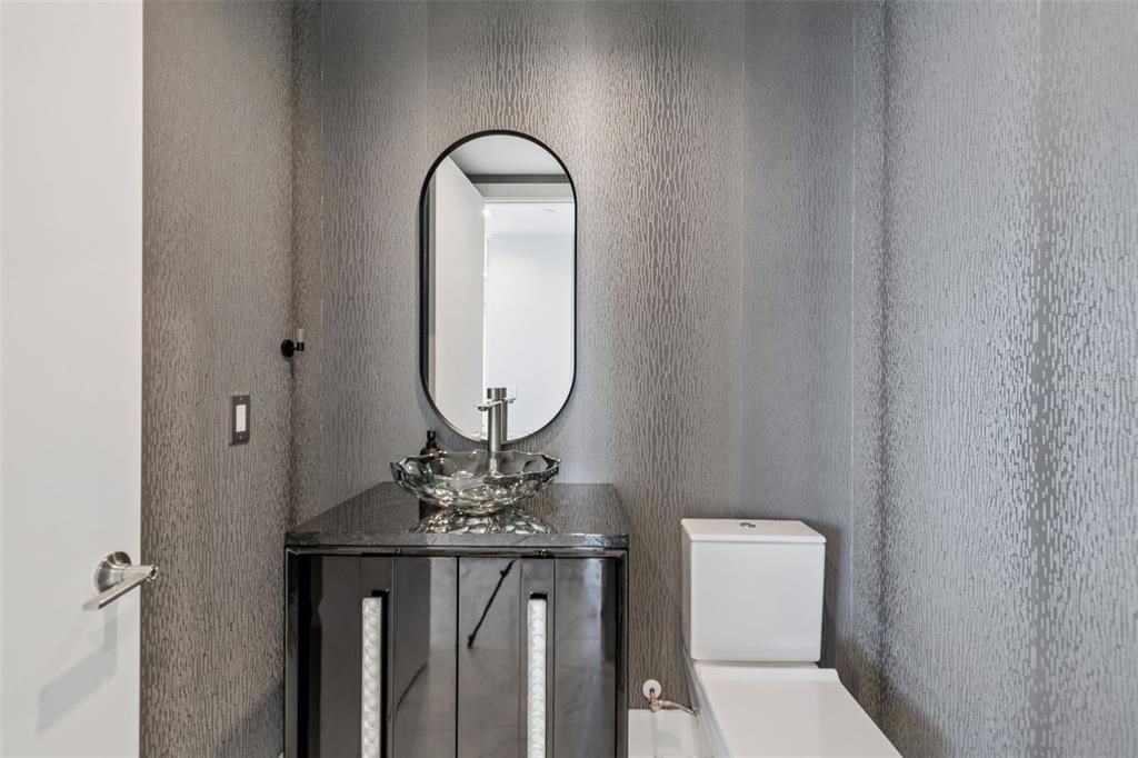 For Sale: $2,200,000 (4 beds, 3 baths, 3036 Square Feet)