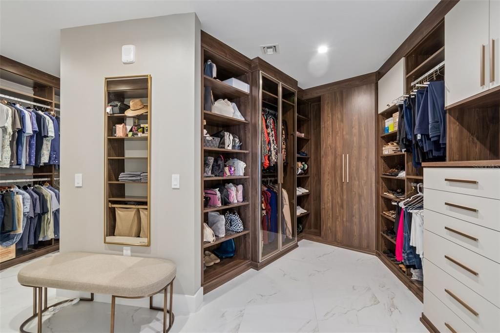 For Sale: $2,200,000 (4 beds, 3 baths, 3036 Square Feet)