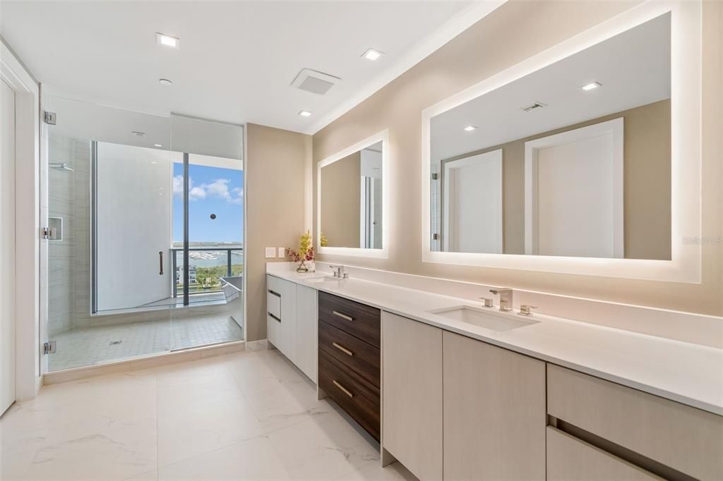 For Sale: $2,200,000 (4 beds, 3 baths, 3036 Square Feet)