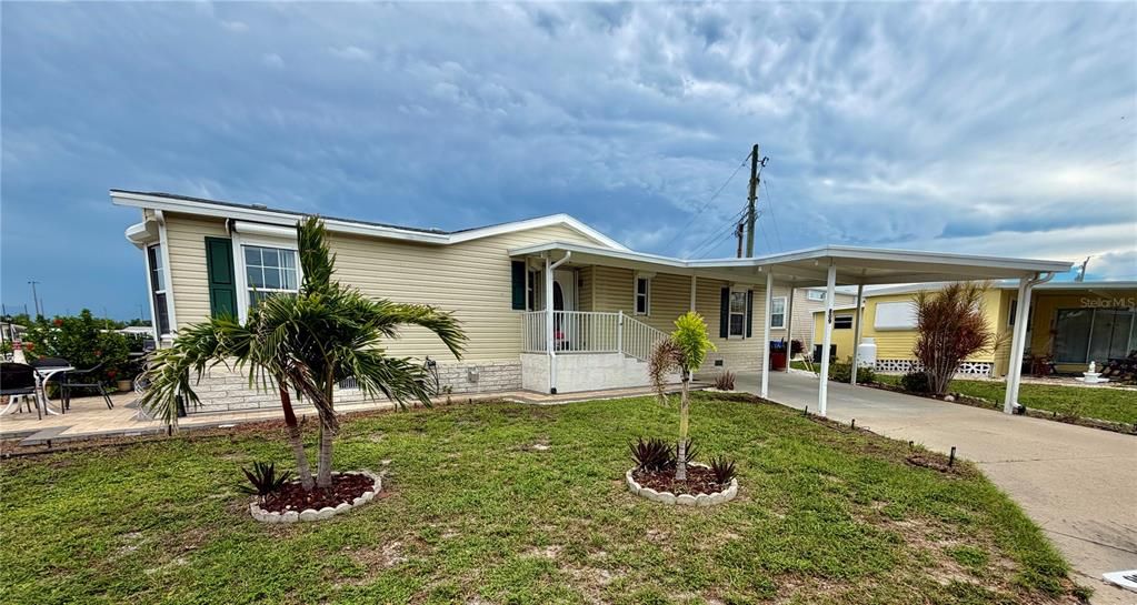 Activo con contrato: $360,000 (2 camas, 2 baños, 1526 Pies cuadrados)