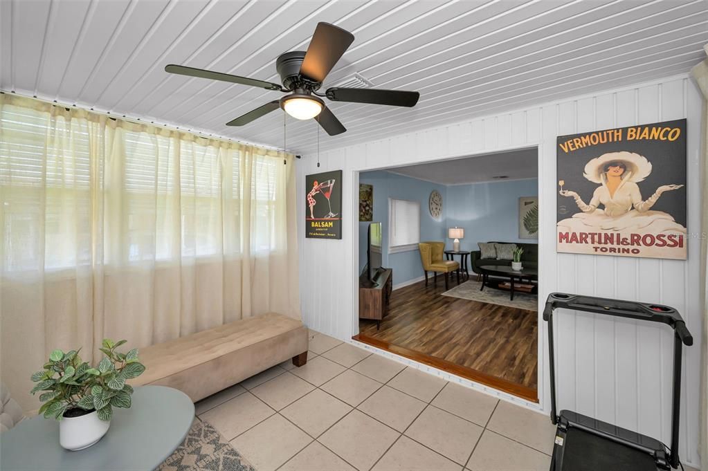 For Sale: $149,900 (2 beds, 2 baths, 1080 Square Feet)