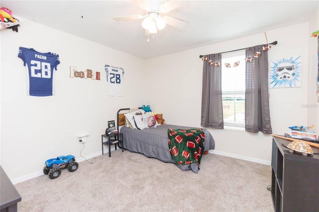 For Sale: $390,000 (4 beds, 2 baths, 2505 Square Feet)