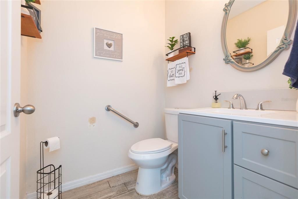 For Sale: $390,000 (4 beds, 2 baths, 2505 Square Feet)