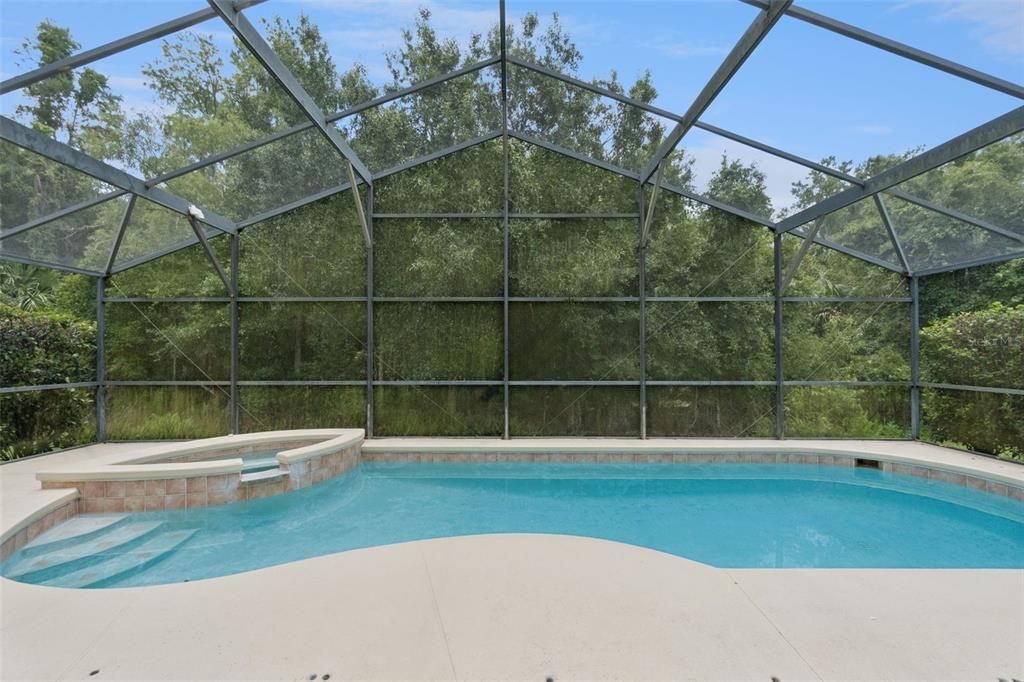 For Sale: $410,000 (4 beds, 2 baths, 1902 Square Feet)