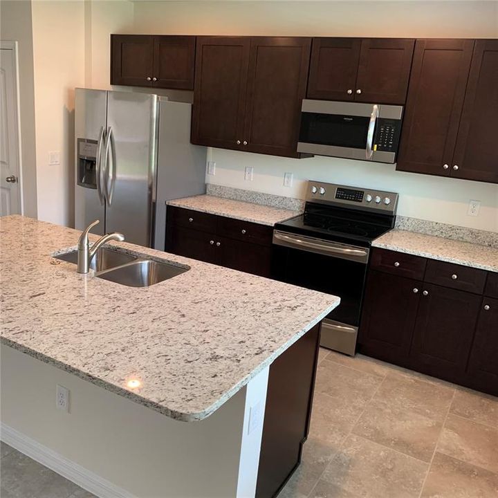 For Rent: $2,650 (3 beds, 2 baths, 1451 Square Feet)