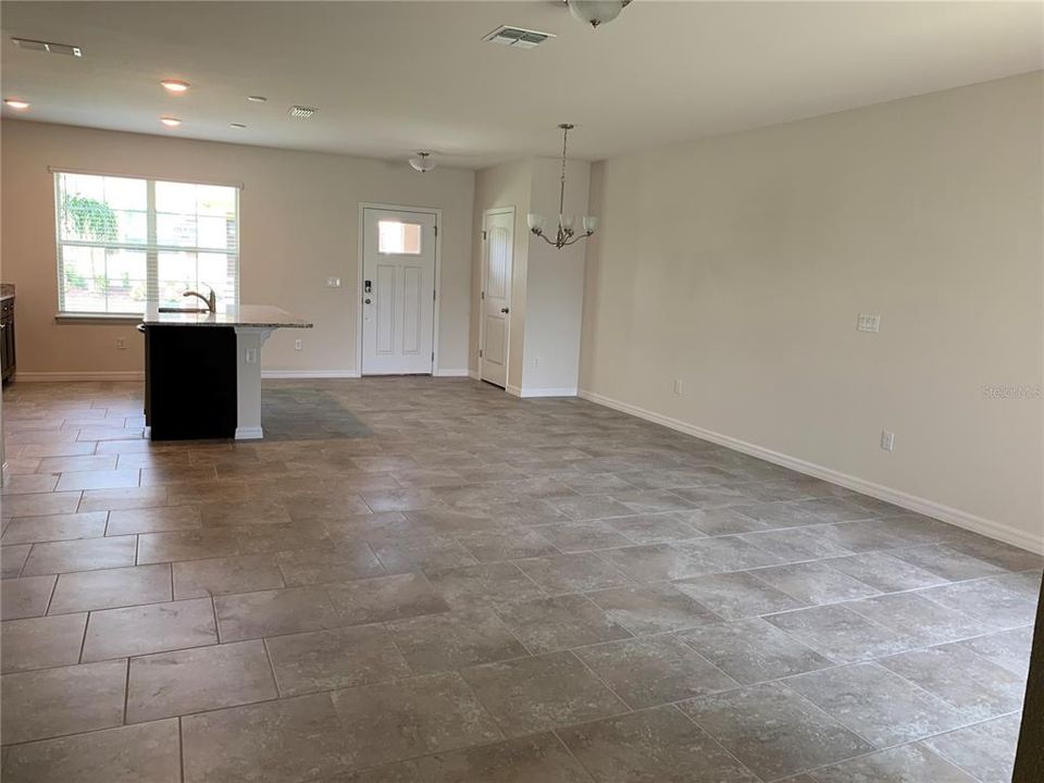 For Rent: $2,650 (3 beds, 2 baths, 1451 Square Feet)