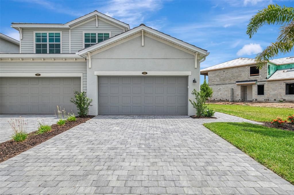 For Sale: $458,497 (3 beds, 2 baths, 1741 Square Feet)