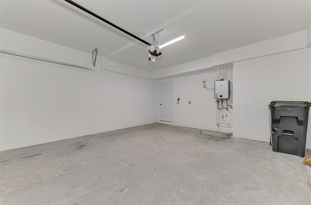For Sale: $458,497 (3 beds, 2 baths, 1741 Square Feet)