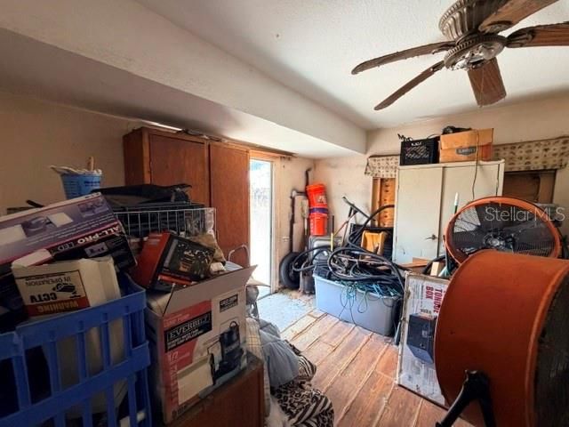 For Sale: $174,999 (3 beds, 2 baths, 1320 Square Feet)