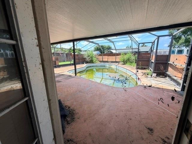 For Sale: $174,999 (3 beds, 2 baths, 1320 Square Feet)