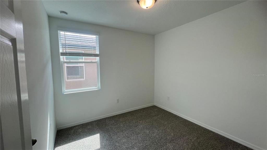 For Rent: $2,100 (4 beds, 2 baths, 1610 Square Feet)