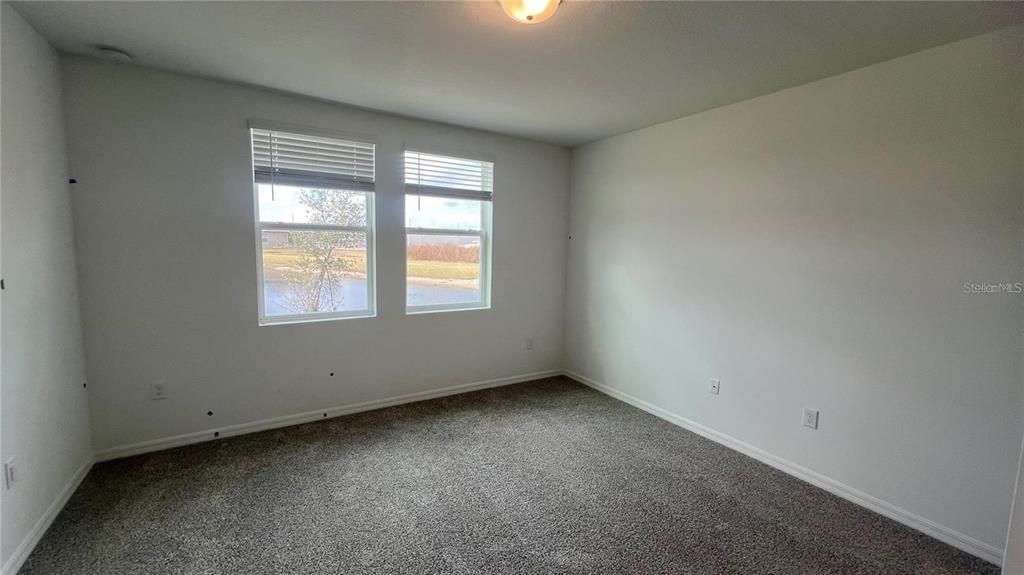For Rent: $2,100 (4 beds, 2 baths, 1610 Square Feet)