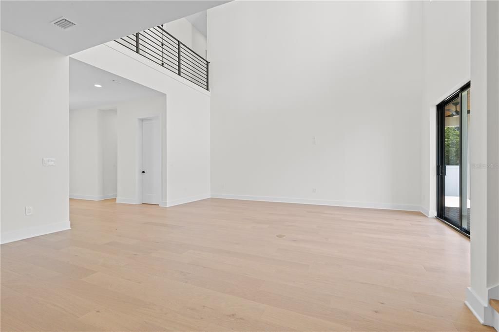 For Sale: $1,495,000 (5 beds, 4 baths, 3769 Square Feet)