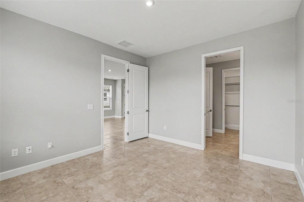 For Sale: $359,900 (2 beds, 2 baths, 1582 Square Feet)