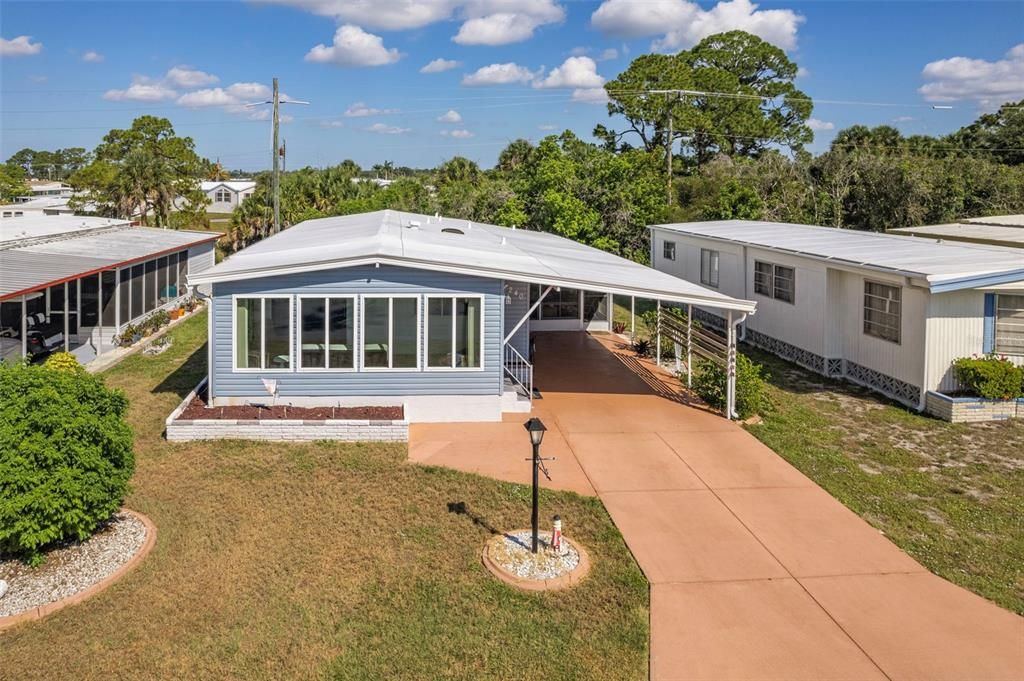For Sale: $150,000 (2 beds, 2 baths, 1276 Square Feet)