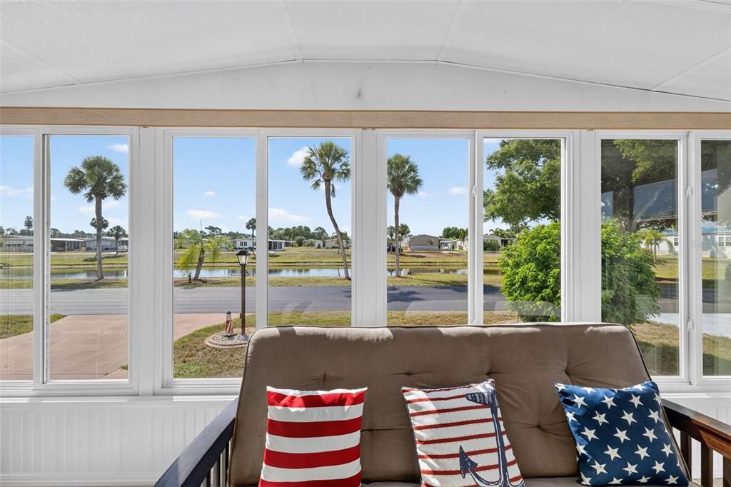 For Sale: $150,000 (2 beds, 2 baths, 1276 Square Feet)