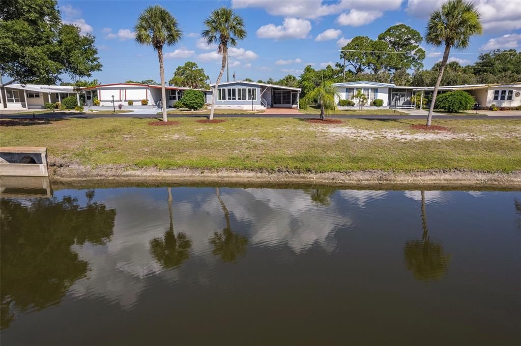 For Sale: $150,000 (2 beds, 2 baths, 1276 Square Feet)