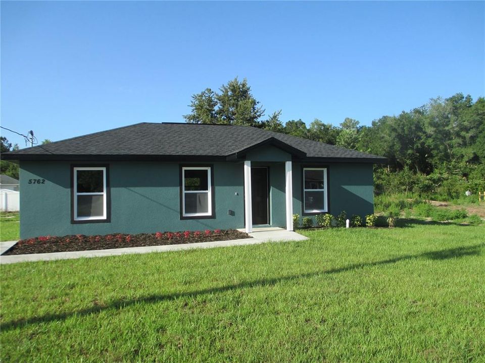 For Sale: $225,000 (3 beds, 2 baths, 1000 Square Feet)
