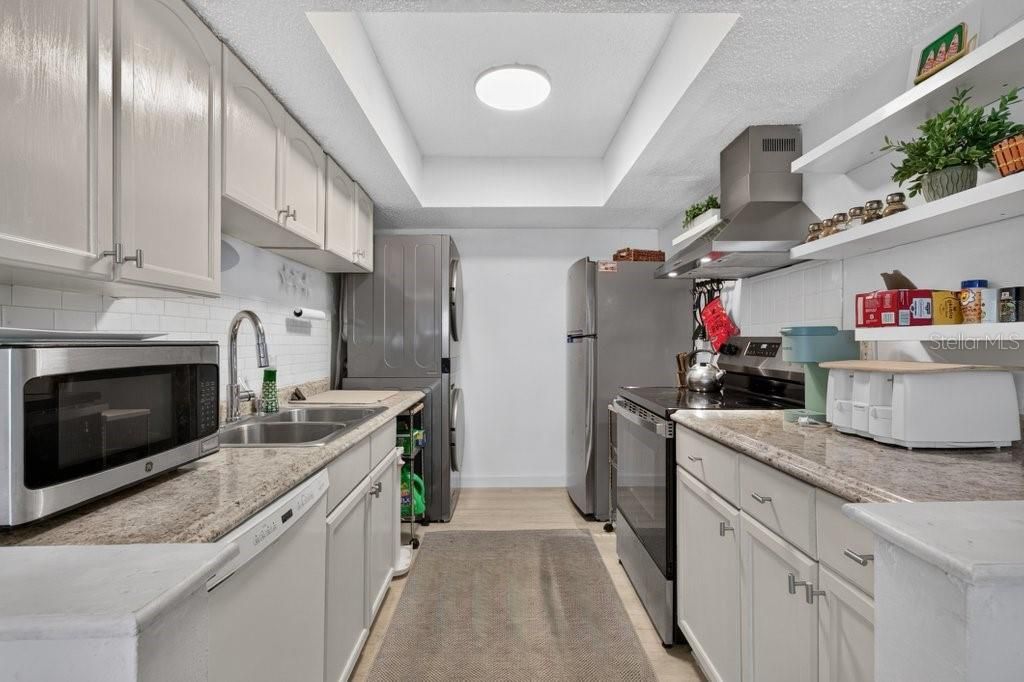 En Venta: $350,000 (2 camas, 2 baños, 1004 Pies cuadrados)