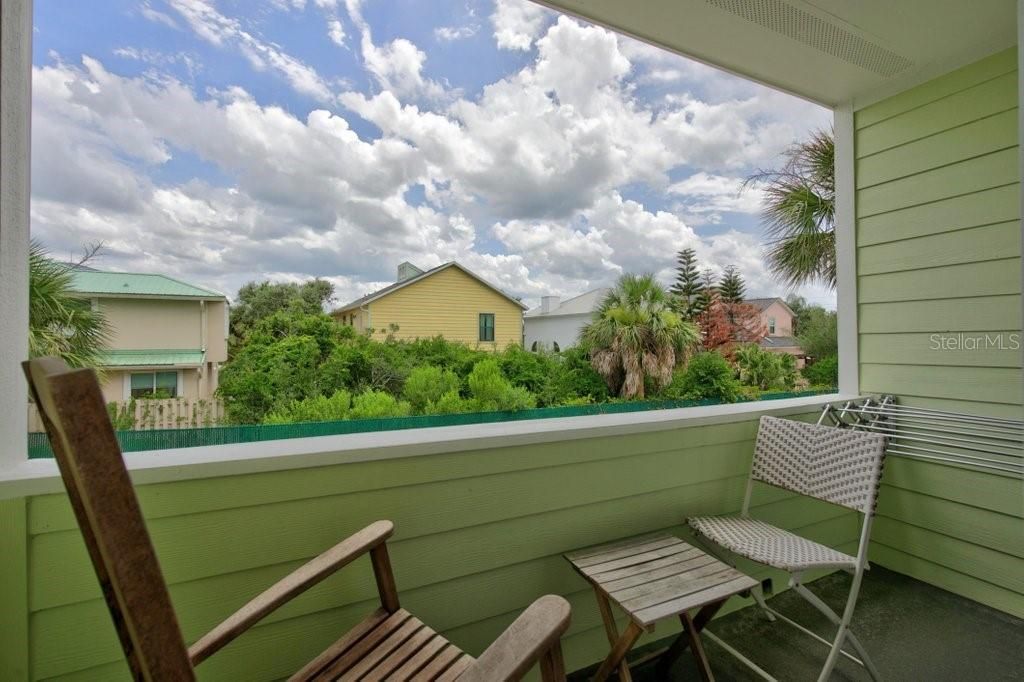 En Venta: $350,000 (2 camas, 2 baños, 1004 Pies cuadrados)