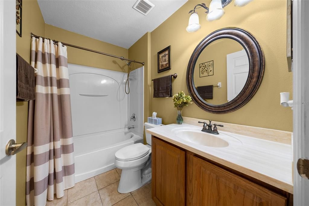 For Sale: $234,900 (2 beds, 2 baths, 1558 Square Feet)